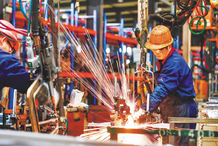 “马”力全开 向“新”而行